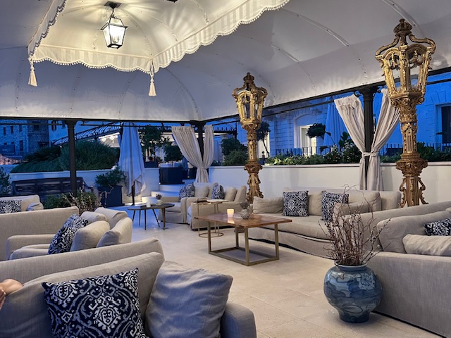 Palace Elisabeth rooftop bar