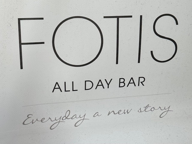 Fotis All Day Bar