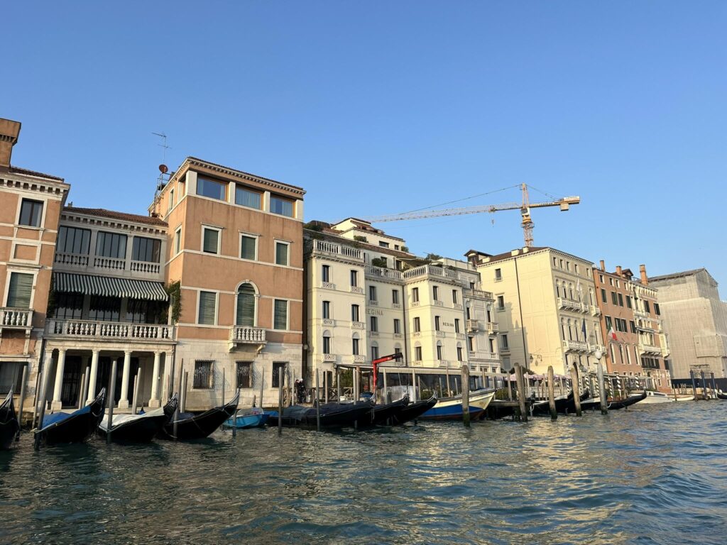 venice hotels on canal