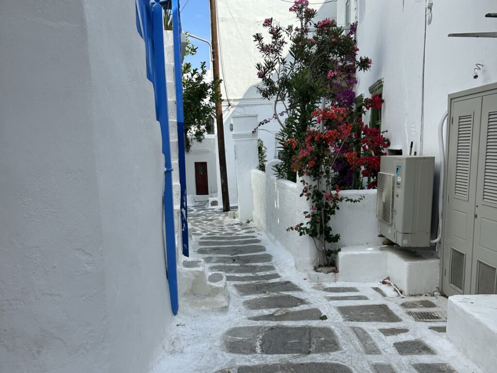 mykonos cobblestone ally