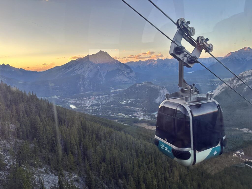 Banff Gondola to Sulphur Mountain